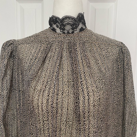 Vintage- John Yang Silk and Lace Dress - Picture 7 of 9